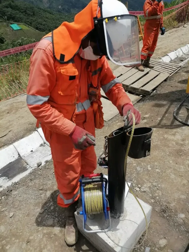 Ensayo CPT en Buin: Perfiles de Suelo Continuos sin Perforación