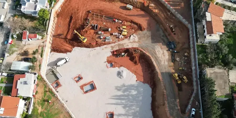 Diseño Geotécnico de Excavaciones Profundas en Buin: Análisis y Métodos de Estabilización